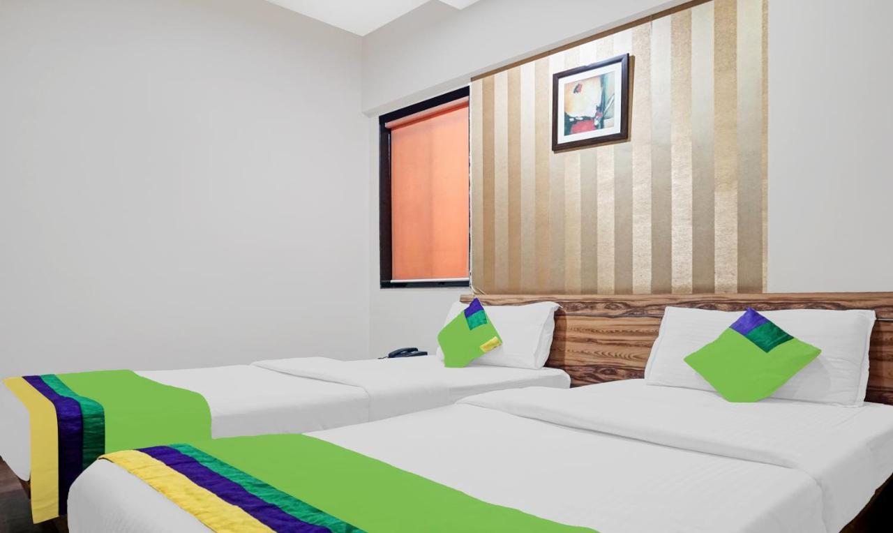 Treebo Trend Silver Crest Lohogaon Esterno foto