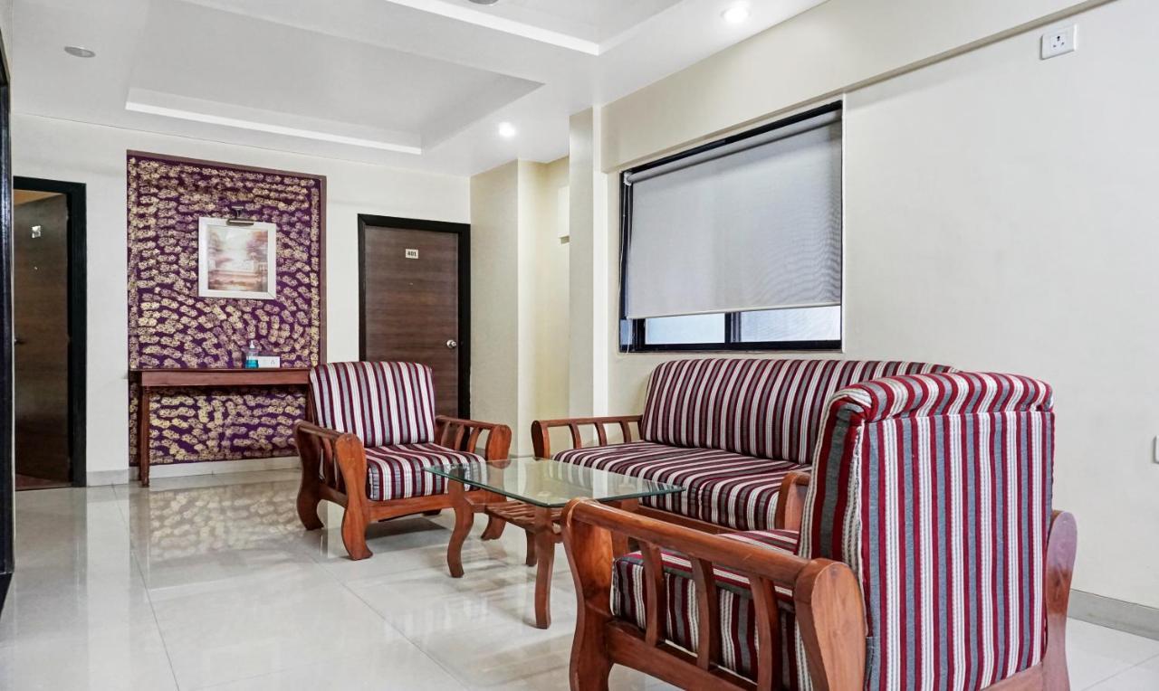 Treebo Trend Silver Crest Lohogaon Esterno foto
