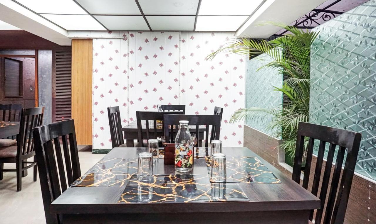 Treebo Trend Silver Crest Lohogaon Esterno foto